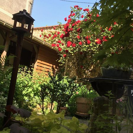La Maisonnette Les Andelys Buitenkant foto
