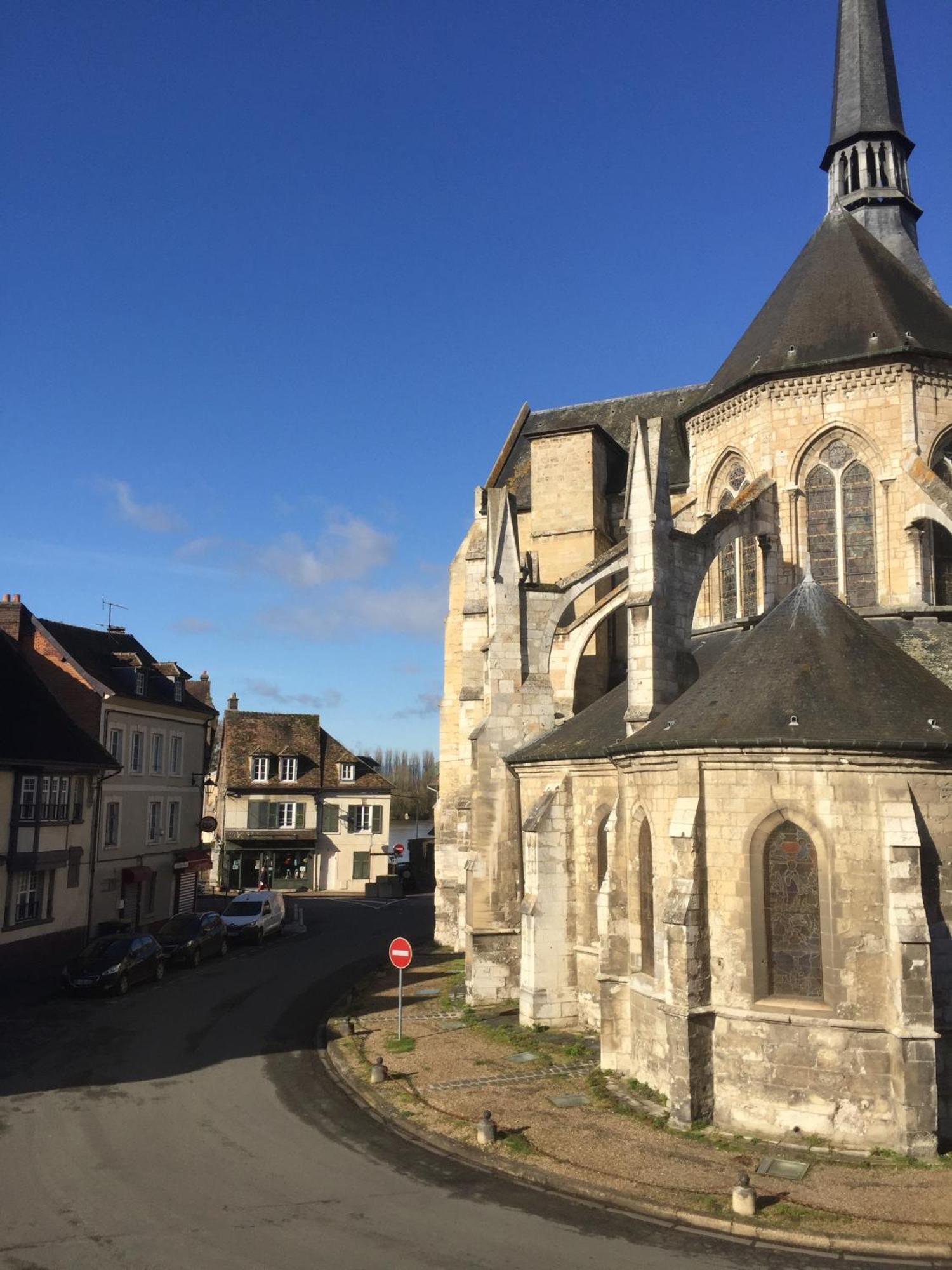 La Maisonnette Les Andelys Buitenkant foto